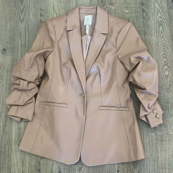 CINQ À SEPT   Kylie Faux Leather Blazer‼️ - Picture 2 of 3